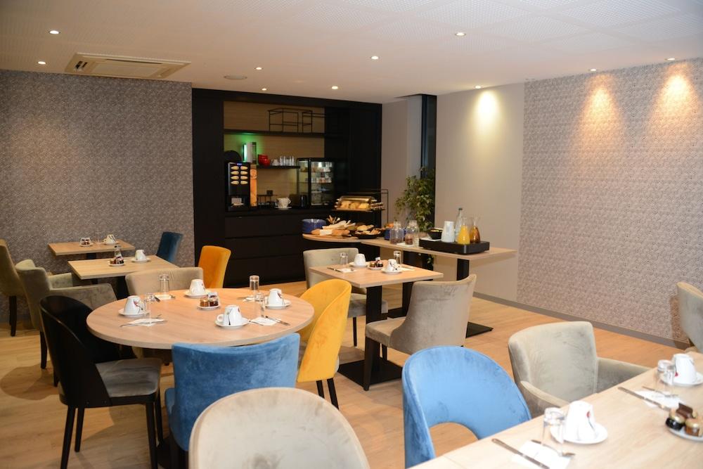 The Originals City, Hotel Helios, Roanne Nord Mably Bagian luar foto
