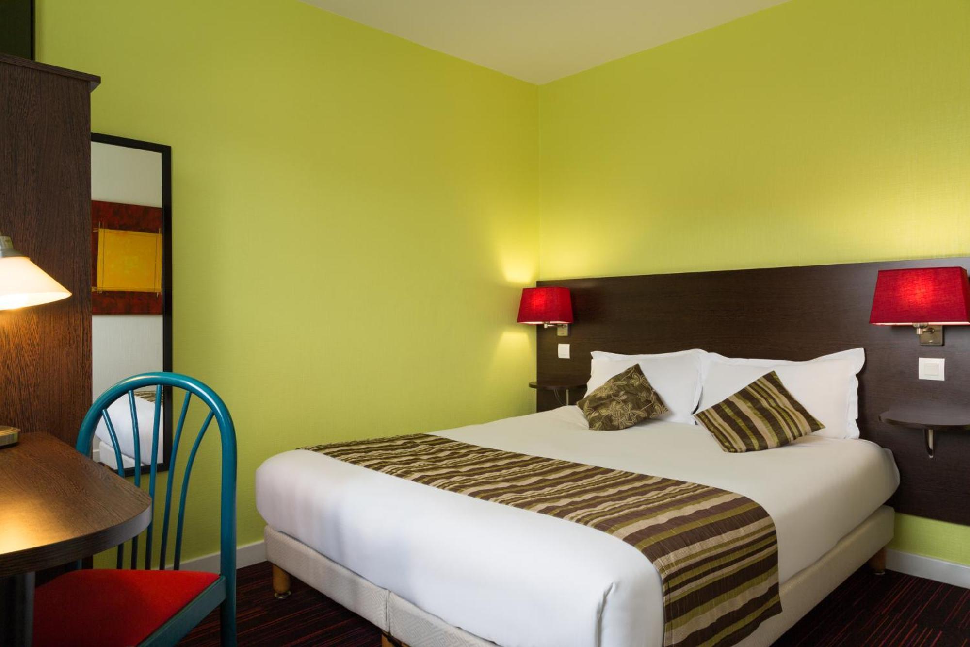 The Originals City, Hotel Helios, Roanne Nord Mably Bagian luar foto