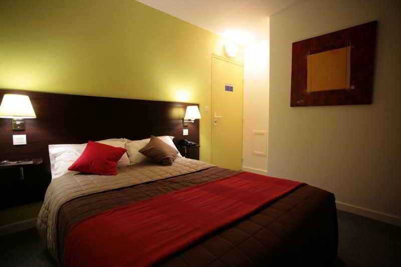 The Originals City, Hotel Helios, Roanne Nord Mably Bagian luar foto