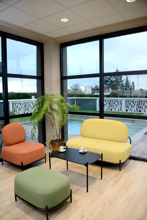 The Originals City, Hotel Helios, Roanne Nord Mably Bagian luar foto